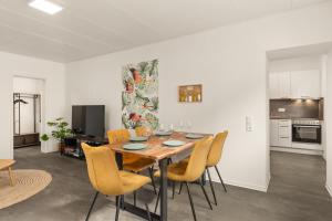 Flamingo - Zentral, Parken, Terrasse, PS4