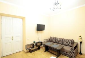 "Deluxe Apartments" K 45 - 1128