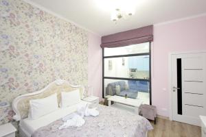 "Deluxe Apartments" U 5 - 12218