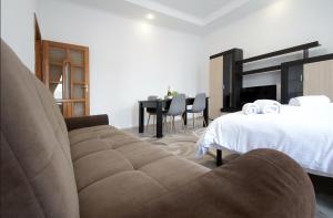 "Deluxe Apartments" K 44 - 1225