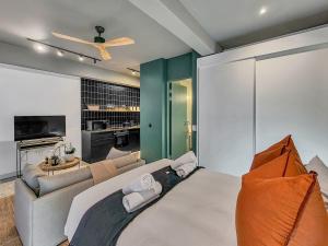 Loadshedding free, brand new, secure, Wifi-pool