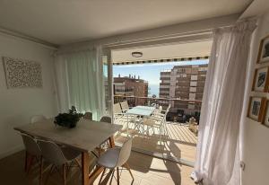 Piso en Carvajal, segunda línea de playa