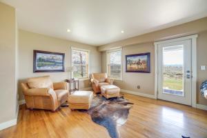 Idaho Vacation Rental about 7 Mi to Wind Cave