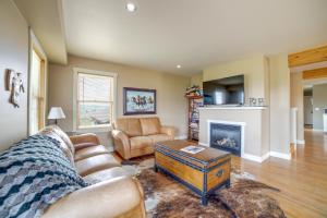 Idaho Vacation Rental about 7 Mi to Wind Cave