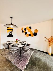 Appartements Epinappart avec terrasse : photos des chambres