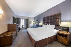 King Suite room in Best Western Plus Northwind Inn & Suites
