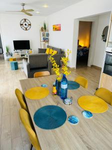 Sunny Side Up - Private 3BR villa with pool