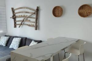 Beautiful apartment in Cala en Blanes - 45 m² with shared pool