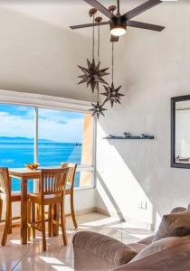 Oceanfront-Ocean View in Bucerias Casita Oasis Condo - Large Studio
