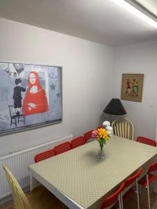 7 Bedroom Victorian House Zone 2