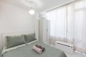 Apart Ipanema Tom Jobim