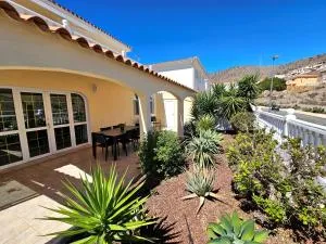 Casa Yucca - Luxury villa with jacuzzi - Patalavaca