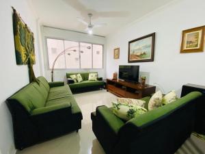 Apto de um dorm centro Pitangueiras Guarujá