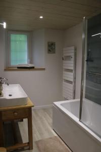 Maisons de vacances Les cimes de l-Oustal : photos des chambres