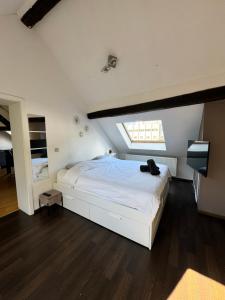 Lovely loft for romantic getaway or family trip