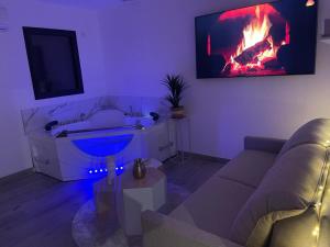 Appartements Love Room - Cocon Room - Toulon - Ollioules : photos des chambres