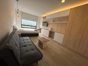 Apartaestudio con Jacuzzi privado y vista a las montanas!