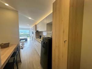 Apartaestudio con Jacuzzi privado y vista a las montanas!