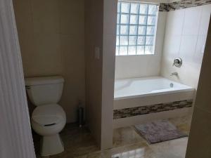 Luxury Penthouse, large furnished balcony, C30709