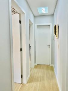 Lindo apto Balneário Camboriù 1200 M Praia Central