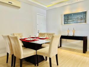 Lindo apto Balneário Camboriù 1200 M Praia Central