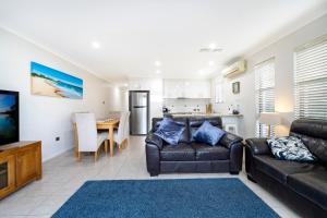 LaBellaVita 26 Landsborough St SWR