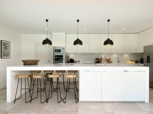 Villas Villa d-Exception avec Piscine et Jardin Proche Plages et Lac a Hossegor - FR-1-791-5 : photos des chambres