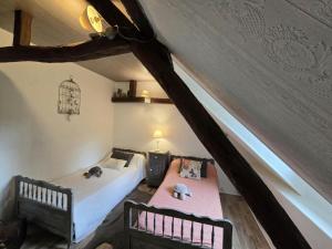 Maisons de vacances Maison Perigourdine avec Cheminee, Jardin Prive & Wifi, Proche Sarlat et Vallee de la Dordogne - FR-1-616-49 : photos des chambres
