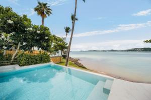 Beachfront Secret Tides Villa Sol