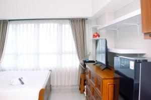 Stunning Studio Apartment Springlake Summarecon Bekasi By Travelio