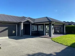 Sunny House - 帕帕库拉