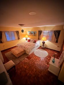 Newly-renovated Modern Private Thai Villa with Swimming Pool