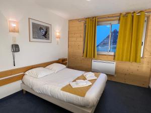 Hotels Le Balcon des Ecrins : photos des chambres