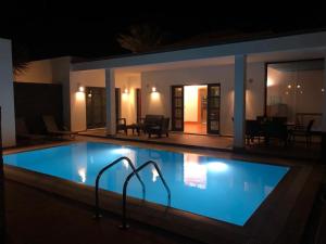 Beautiful holiday home in Playa Blanca with pool