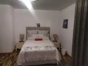 Kwa Thembisa Homestay - Fort Beaufort