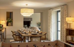 Hotels Le Vallon de Valrugues Hotel Spa & Villas : photos des chambres