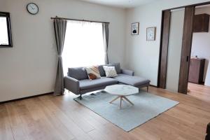 WELL石垣島の市街地にあるオシャレな家