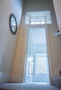 East Wing Apartment in Elgin