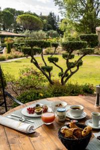 Hotels Le Vallon de Valrugues Hotel Spa & Villas : photos des chambres