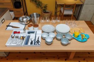 沖縄市コザ サウナ付きBBQ可能 最大14名 飲食店多数 GBs house