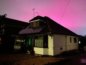 Bungalow in Badsey, north of Cotswolds - Offenham