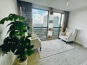 Perry West 3 Bedroom with dsq