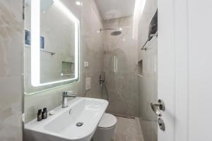 Summer Apartments D&A