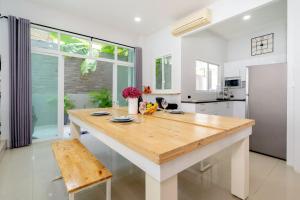 Elegant 3BR Private Pool Villa Sara near Naiharn