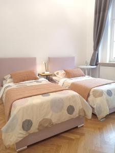 CastleHill1011- FREE parking and AC by Fishermans Bastion