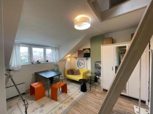 Flat with heart and art nearby centre of the Prague
