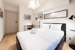 Wilda Deluxe Apartment by BookingHost