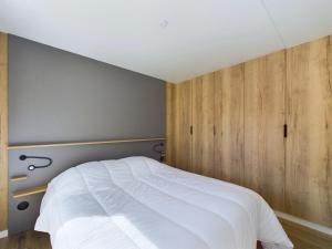 Chalets Chalet pour 4 - Domaine avec piscine : photos des chambres