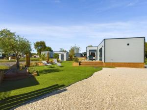 Chalets Chalet pour 4 - Domaine avec piscine : photos des chambres