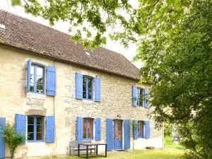 Charming La Maison Des Artistes near Bergerac - Conne-de-Labarde